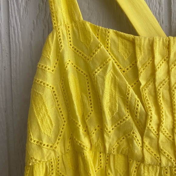 Diane von Furstenberg Yellow Eyelet Crisscross Back Scallop Hem Babydoll Tank 10 - Picture 5 of 9